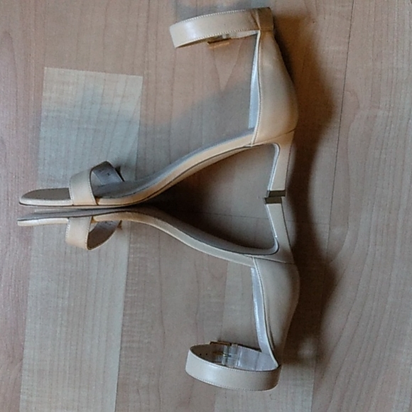 Stuart Weitzman Nudist Sandals in Beige - Picture 5 of 8